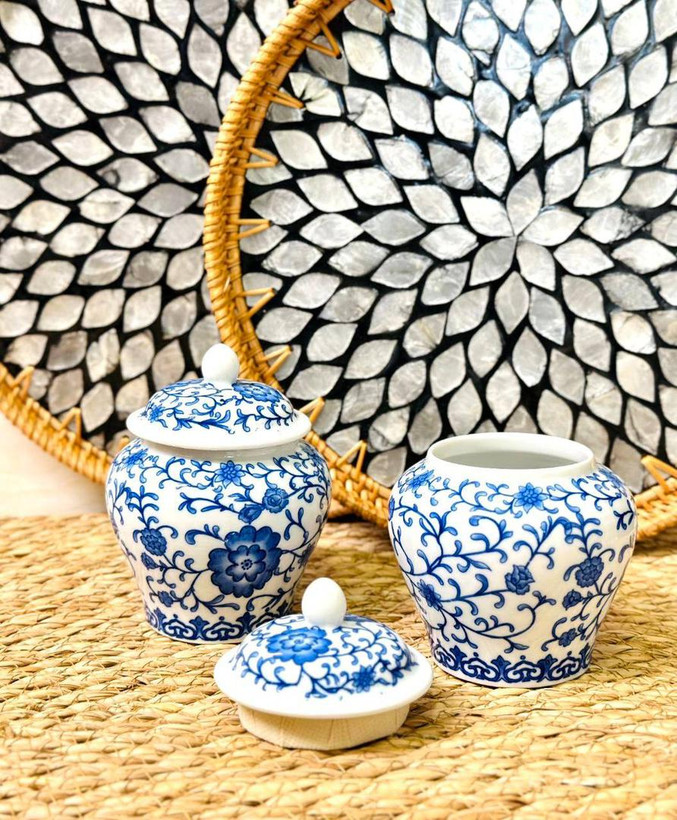 بانکه وارداتی ساخت چین مدل قلم آبی جنس چینی سرامیک ارتفاع ۱۱ قطر دهانه ۶ سانت