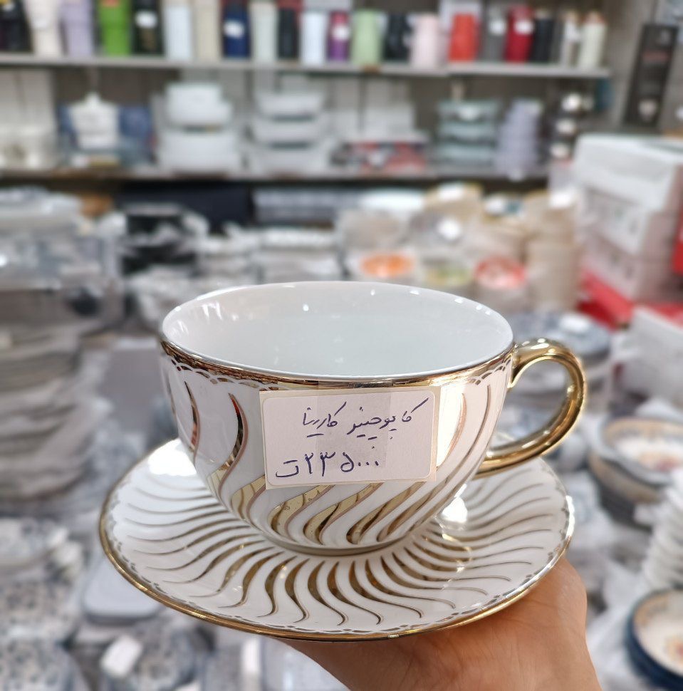 فنجان و نعلبکی ساخت ایران جنس چینی سایز بزرگ قطر فنجان ۱۰ و ارتفاع ۶/۵ سانت