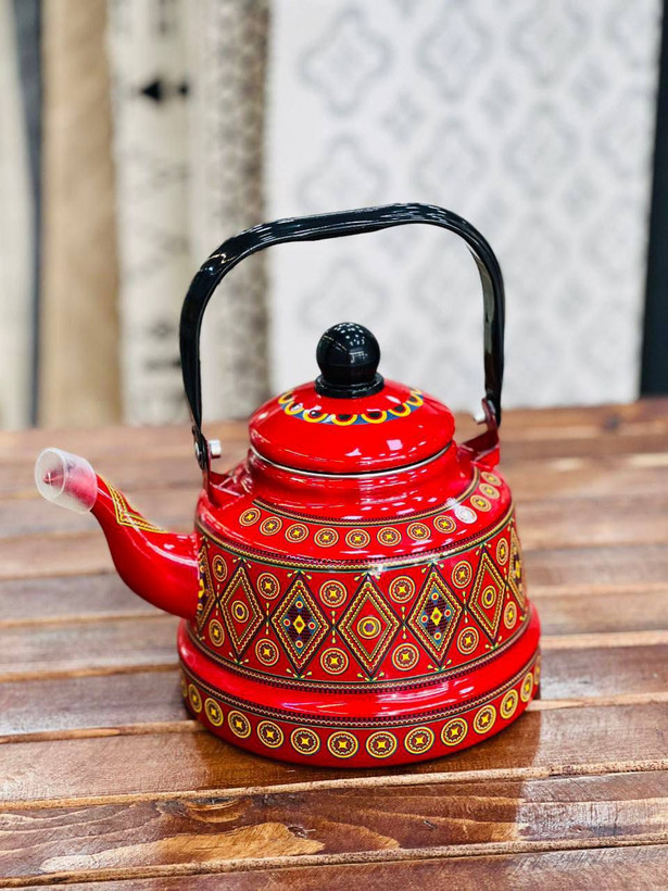 کتری وارداتی ساخت چین جنس لعابی سنگین و ضخیم طرح سنتی حجم ۲/۵ لیتر