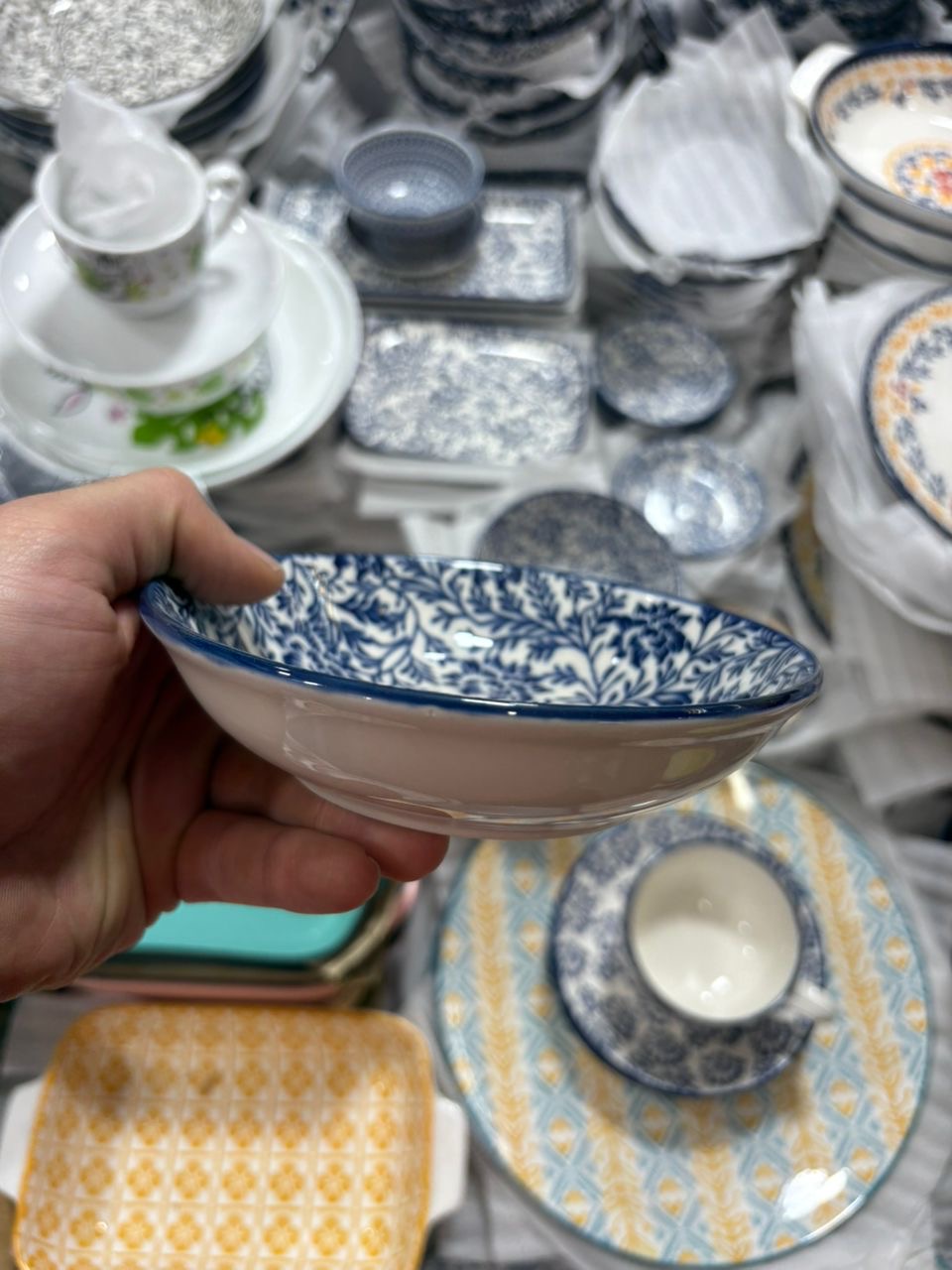 بستنی خوری مارک دنی هوم وارداتی ساخت چین طرح پیچک آبی جنس چینی سرامیک