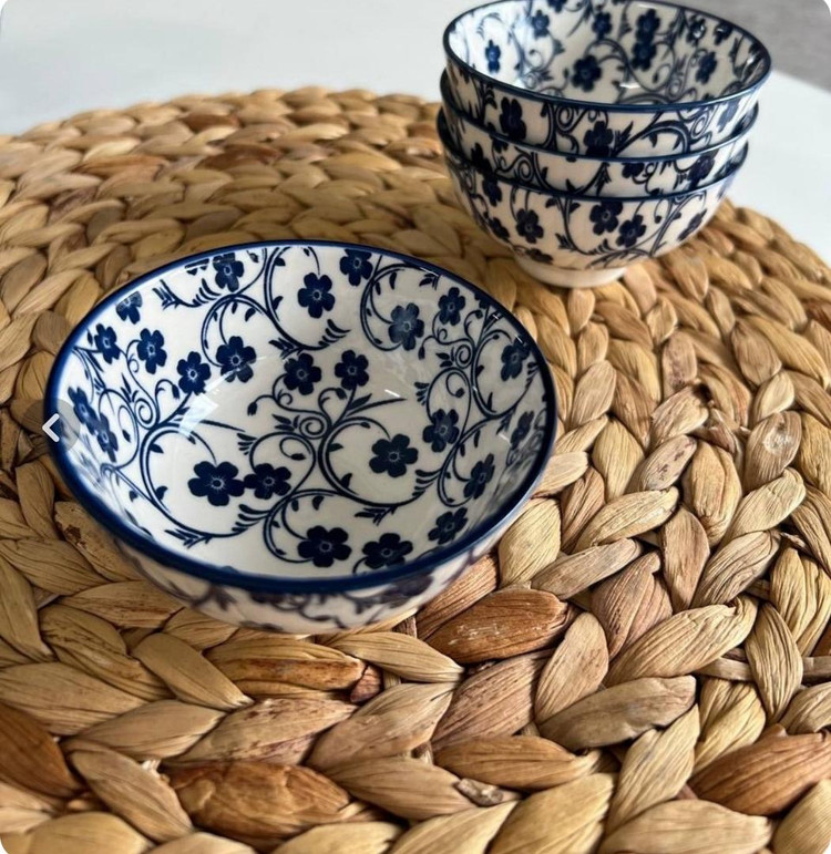 پیاله مارک دنی هوم وارداتی ساخت چین ترشی خوری طرح شکوفه جنس چینی و سرامیک قطر ۹/۵ سانت