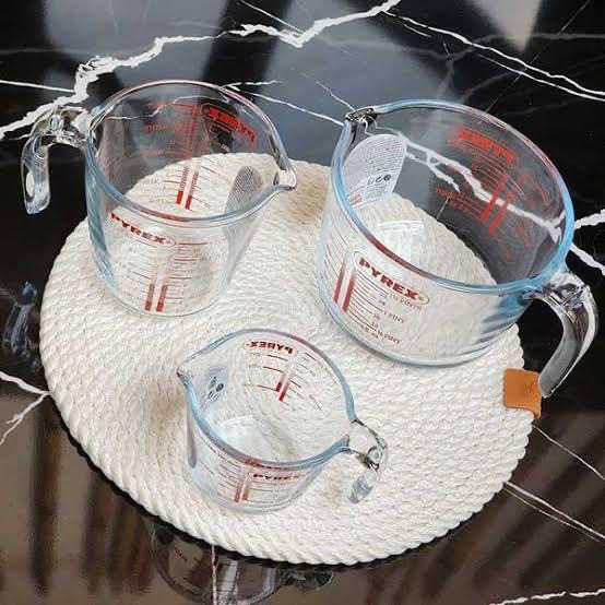 شیرجوش وارداتی ساخت فرانسه جنس پیرکس شعله مستقیم حجم ۵۰۰ میلی لیتر