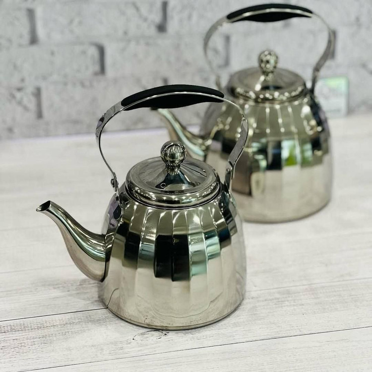 کتری وارداتی ساخت چین جنس استیل حجم ۲ لیتر