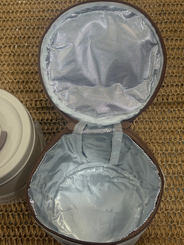 ظرف غذا لانچ باکس وارداتی ساخت چین مدل ۲ طبقه دایره جنس استیل ۳۱۶ درجه یک دارای کیف عایق و درب واشردار وکیوم حجم ۶۰۰+۴۷۰ میل