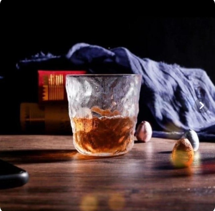 نیم لیوان مارک بلینک مکس وارداتی ساخت چین طرح یخی جنس بلور حجم ۳۷۰ میل