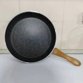 تابه تکدسته مارک eviz جنس چدن داخل گرانیت سایز ۲۰